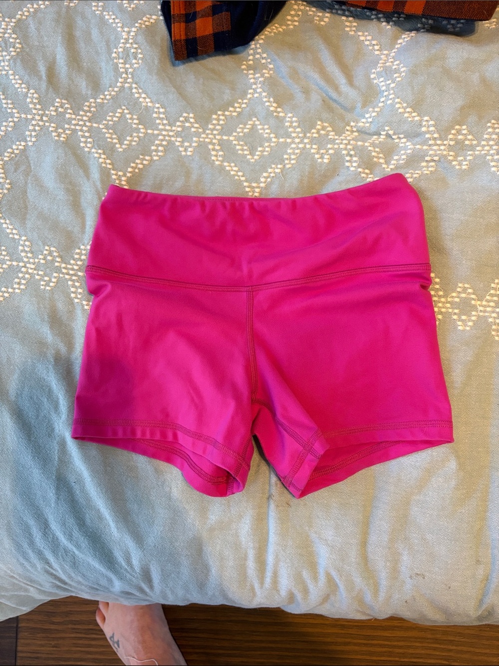 Fleo 3” booty shorts